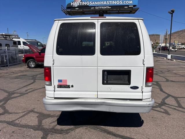 1999 Ford E-350 Super Duty Base