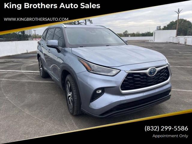 2021 Toyota Highlander Hybrid XLE for sale in Houston, TX
