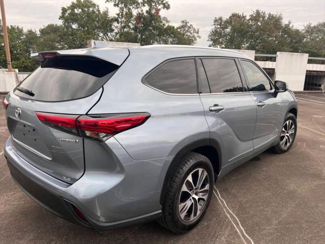2021 Toyota Highlander Hybrid XLE
