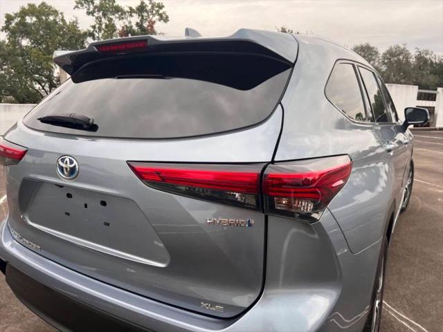 2021 Toyota Highlander Hybrid XLE