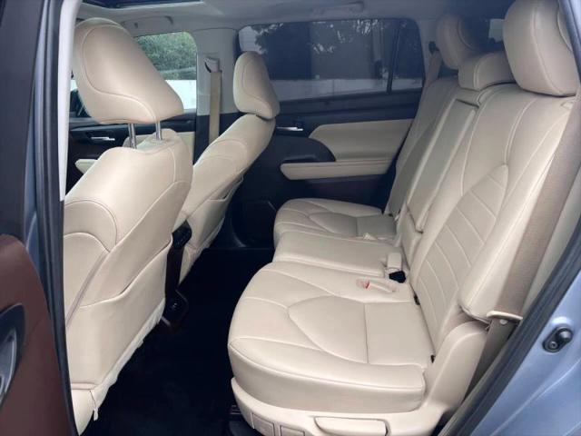 2021 Toyota Highlander Hybrid XLE