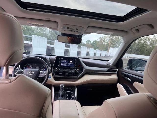 2021 Toyota Highlander Hybrid XLE