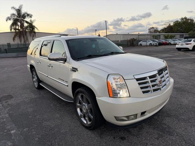 2011 Cadillac Escalade ESV Luxury