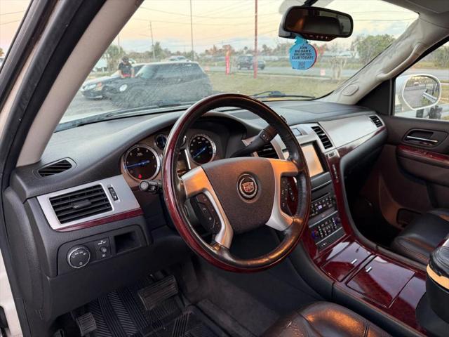 2011 Cadillac Escalade ESV Luxury