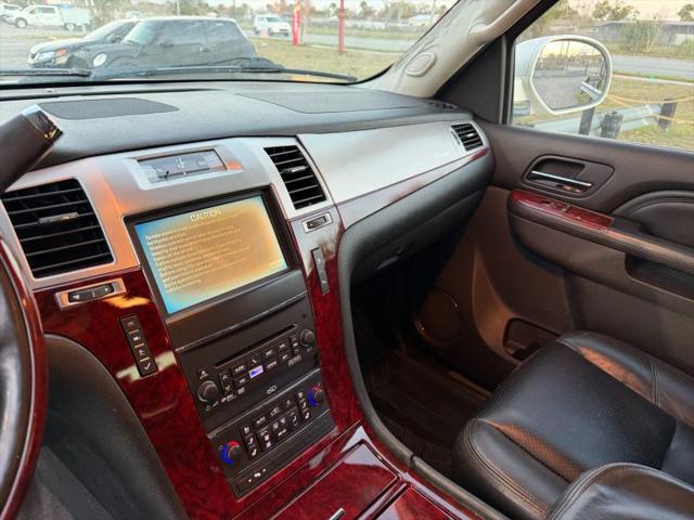 2011 Cadillac Escalade ESV Luxury