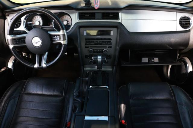 2011 Ford Mustang V6 Premium