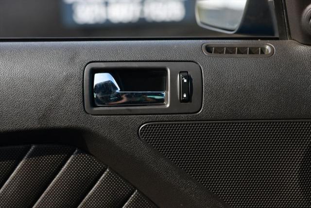 2011 Ford Mustang V6 Premium