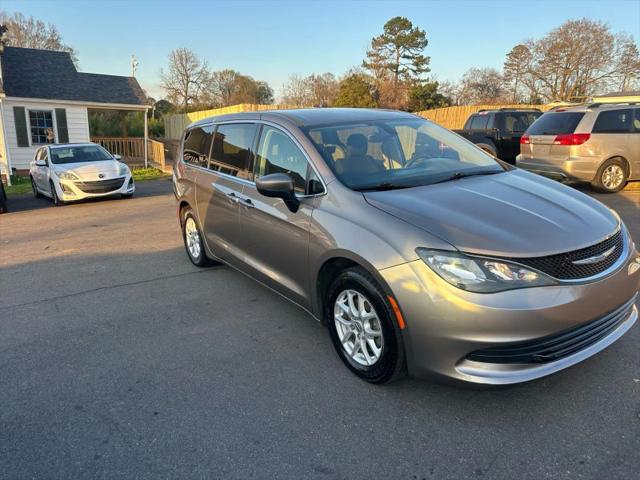2017 Chrysler Pacifica Touring