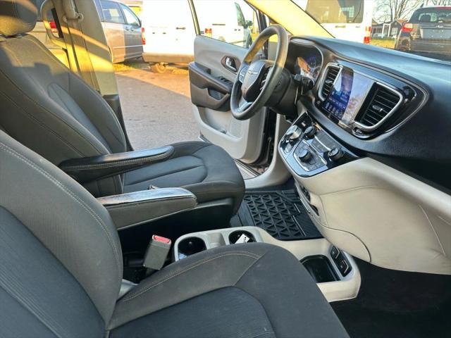 2017 Chrysler Pacifica Touring