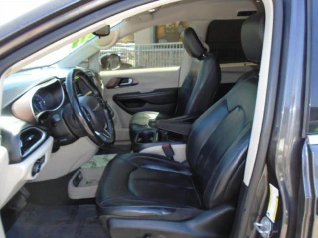 2018 Chrysler Pacifica Touring L