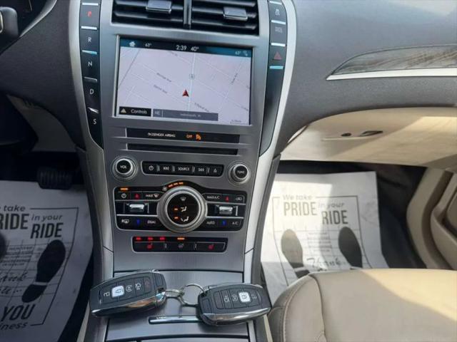 2017 Lincoln MKZ Select