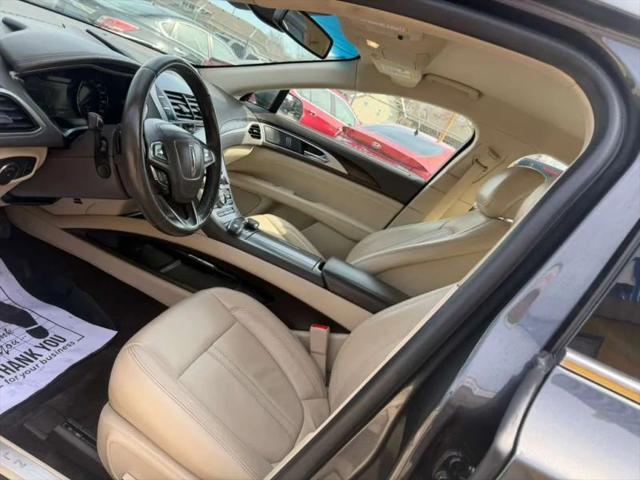 2017 Lincoln MKZ Select