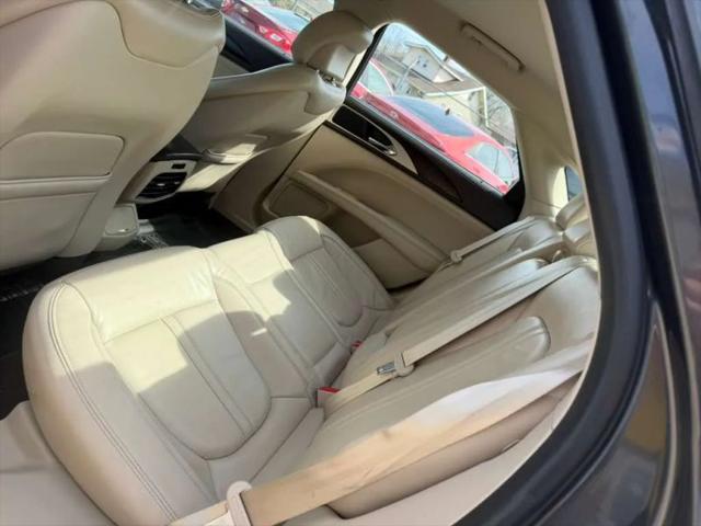 2017 Lincoln MKZ Select