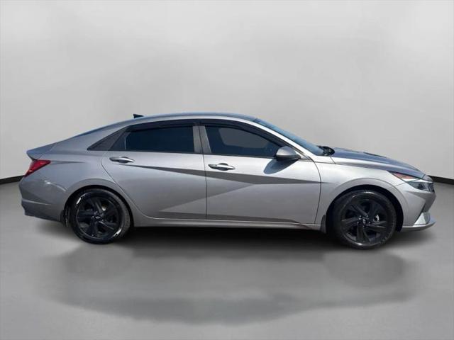 2021 Hyundai Elantra Hybrid Blue