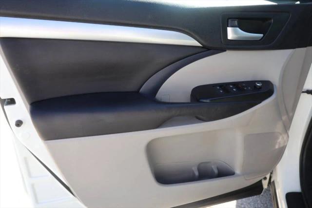 2016 Toyota Highlander XLE V6