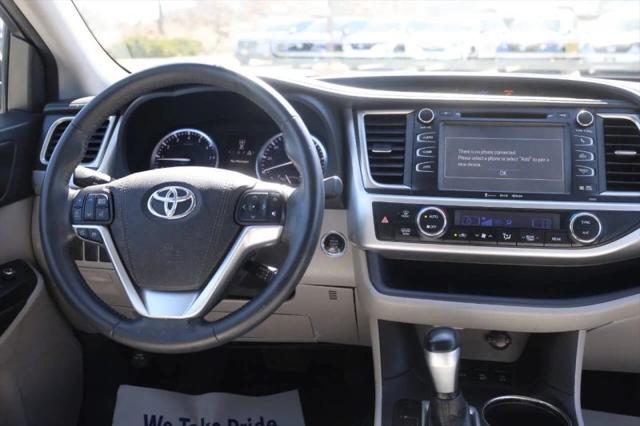 2016 Toyota Highlander XLE V6