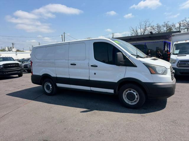2019 Ford Transit w/60/40 Side Door w/RWB