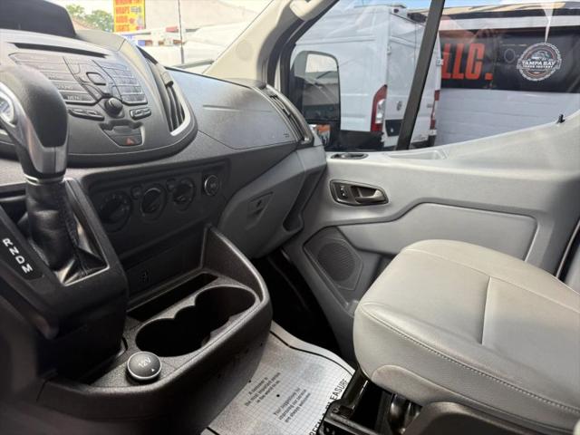 2019 Ford Transit w/60/40 Side Door w/RWB