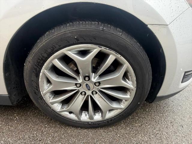 2019 Ford Taurus Limited