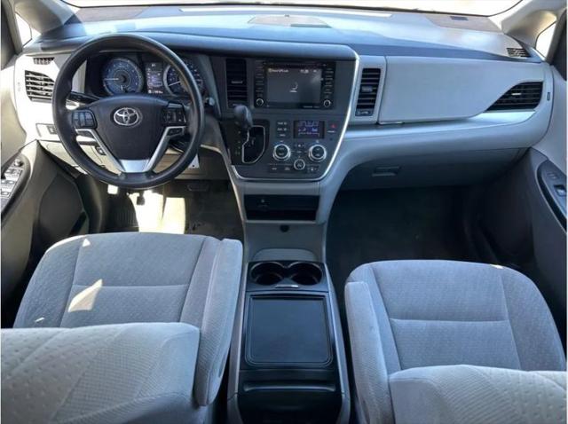2019 Toyota Sienna LE 8 Passenger