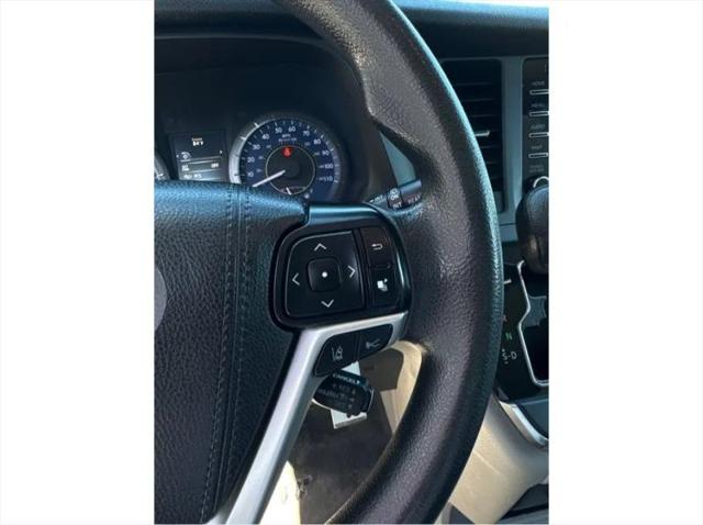 2019 Toyota Sienna LE 8 Passenger