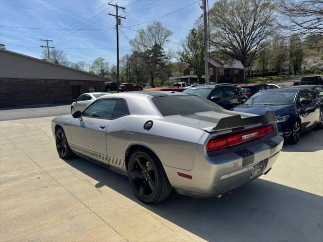 2014 Dodge Challenger R/T Plus