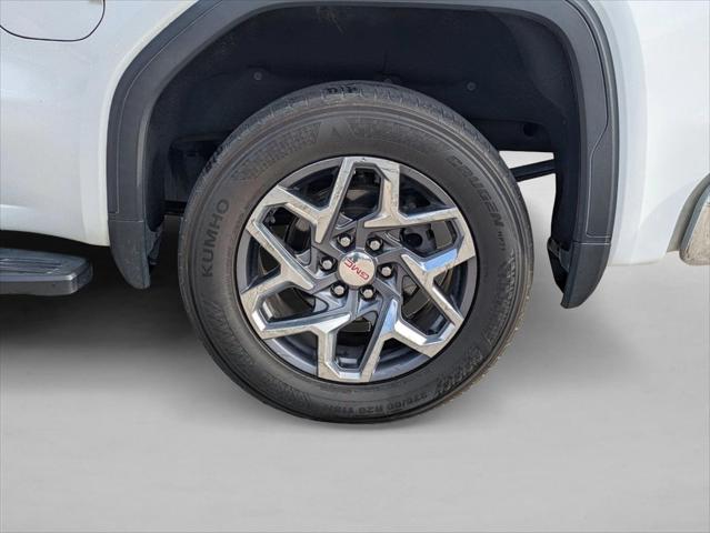 2022 GMC Sierra 1500 4WD Crew Cab Short Box SLT