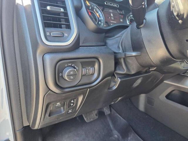 2019 Ram 1500 Big Horn/Lone Star Crew Cab 4x4 5'7" Box