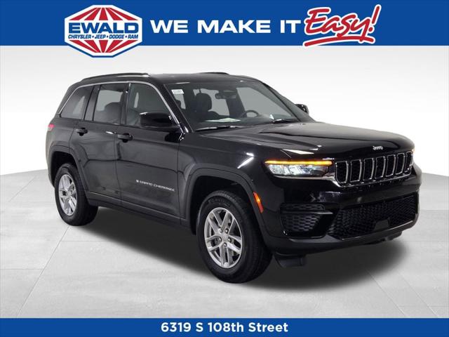 2026 Jeep Grand Cherokee GRAND CHEROKEE LAREDO X 4X4