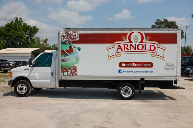 2005 Ford E-350 Cutaway Base