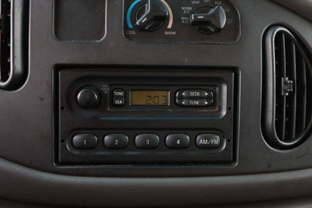 2005 Ford E-350 Cutaway Base