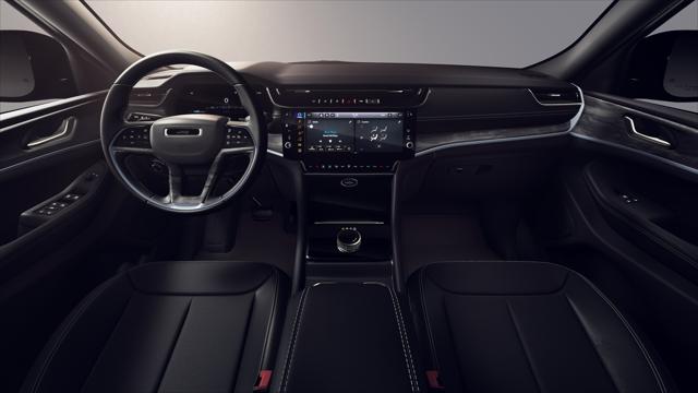 2026 Jeep Grand Cherokee L Altitude 4x4