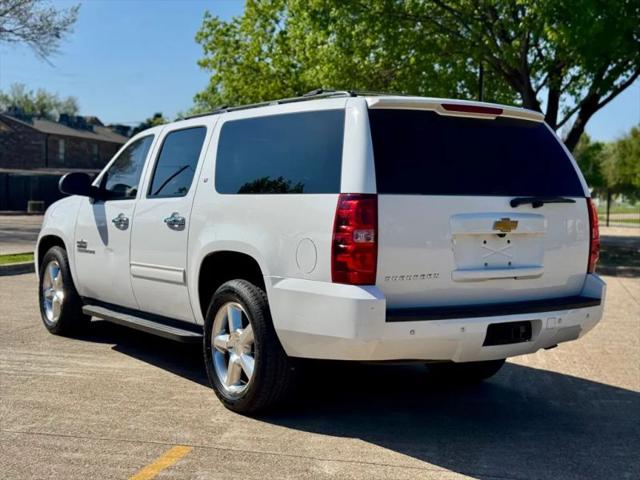 2014 Chevrolet Suburban LT