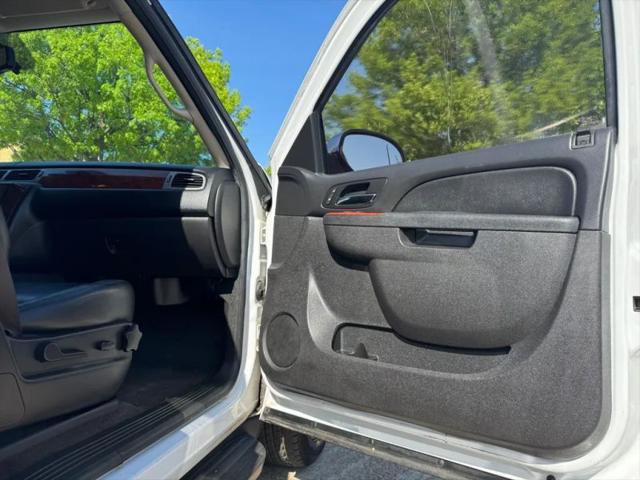 2014 Chevrolet Suburban LT