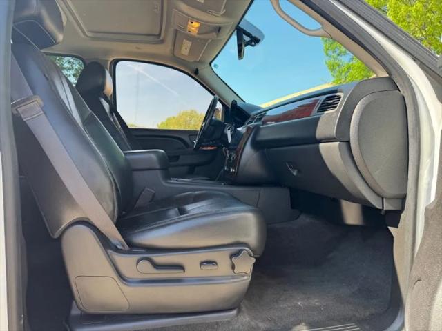 2014 Chevrolet Suburban LT
