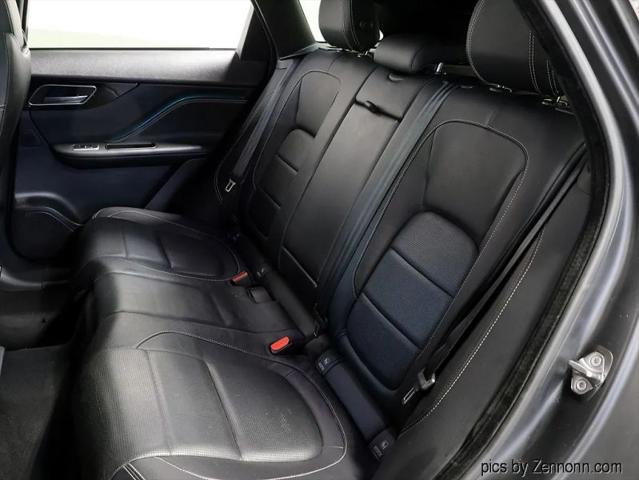2017 Jaguar F-PACE 35t R-Sport