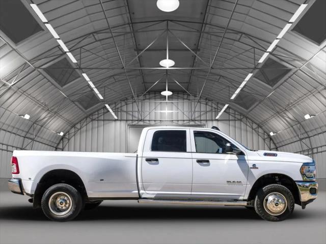 2019 Ram 3500 Tradesman Crew Cab 4x4 8' Box
