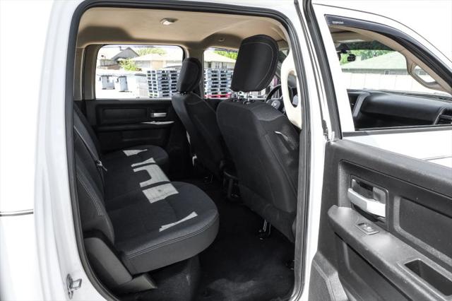 2019 Ram 3500 Tradesman Crew Cab 4x4 8' Box