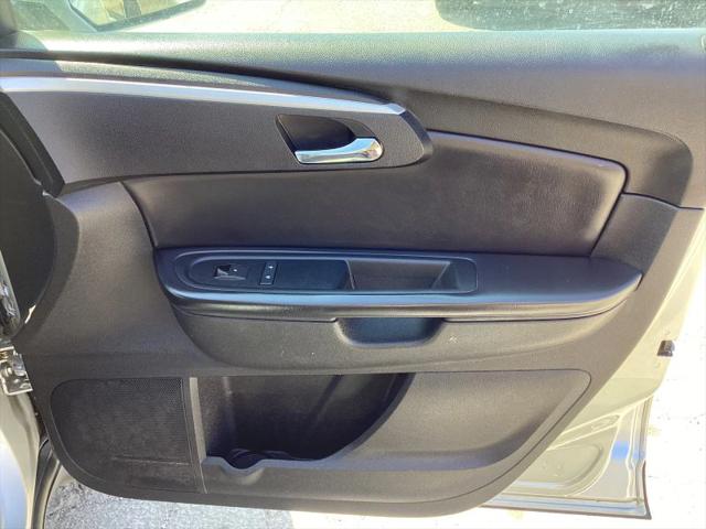 2010 Chevrolet Traverse LT