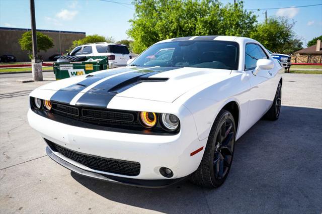 2022 Dodge Challenger SXT