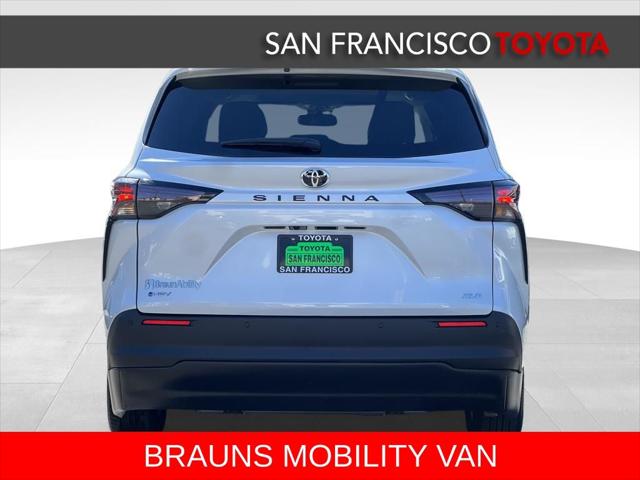 2026 Toyota Sienna XLE