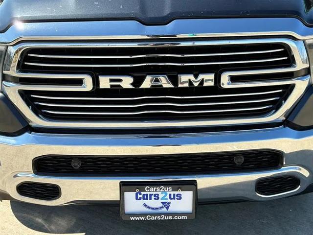 2019 Ram 1500 Laramie Crew Cab 4x4 6'4" Box