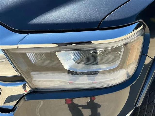 2019 Ram 1500 Laramie Crew Cab 4x4 6'4" Box