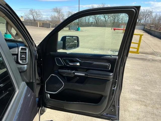 2019 Ram 1500 Laramie Crew Cab 4x4 6'4" Box