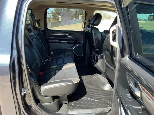 2019 Ram 1500 Laramie Crew Cab 4x4 6'4" Box