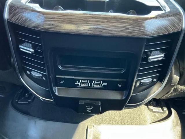 2019 Ram 1500 Laramie Crew Cab 4x4 6'4" Box