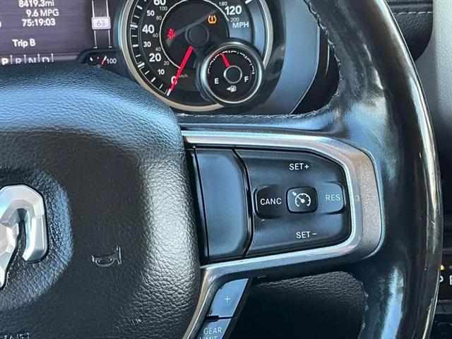 2019 Ram 1500 Laramie Crew Cab 4x4 6'4" Box