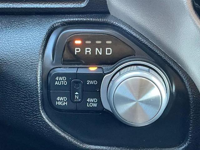 2019 Ram 1500 Laramie Crew Cab 4x4 6'4" Box