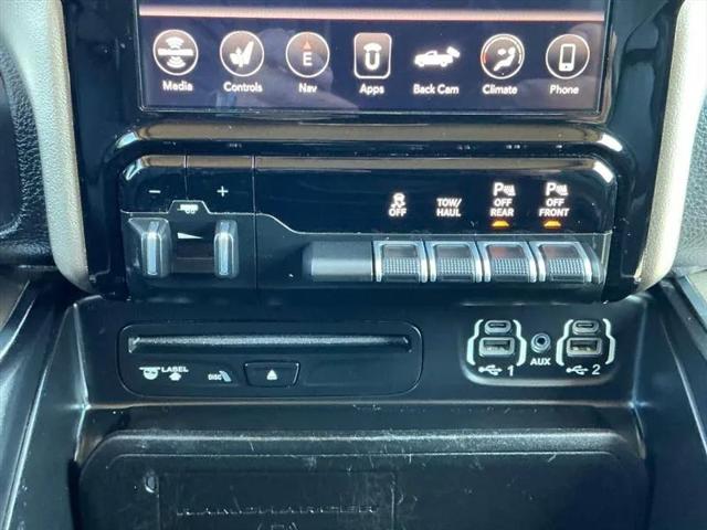 2019 Ram 1500 Laramie Crew Cab 4x4 6'4" Box