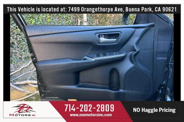 2017 Toyota Camry SE